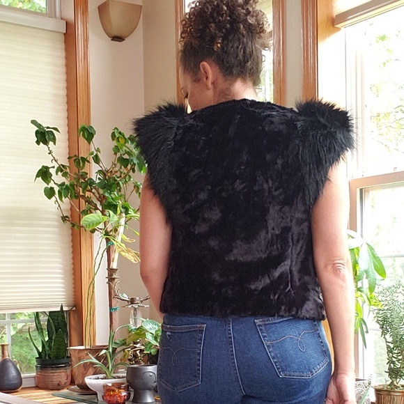 Skaist Taylor for Target Fur Cropped Vest - Picture 6 of 6